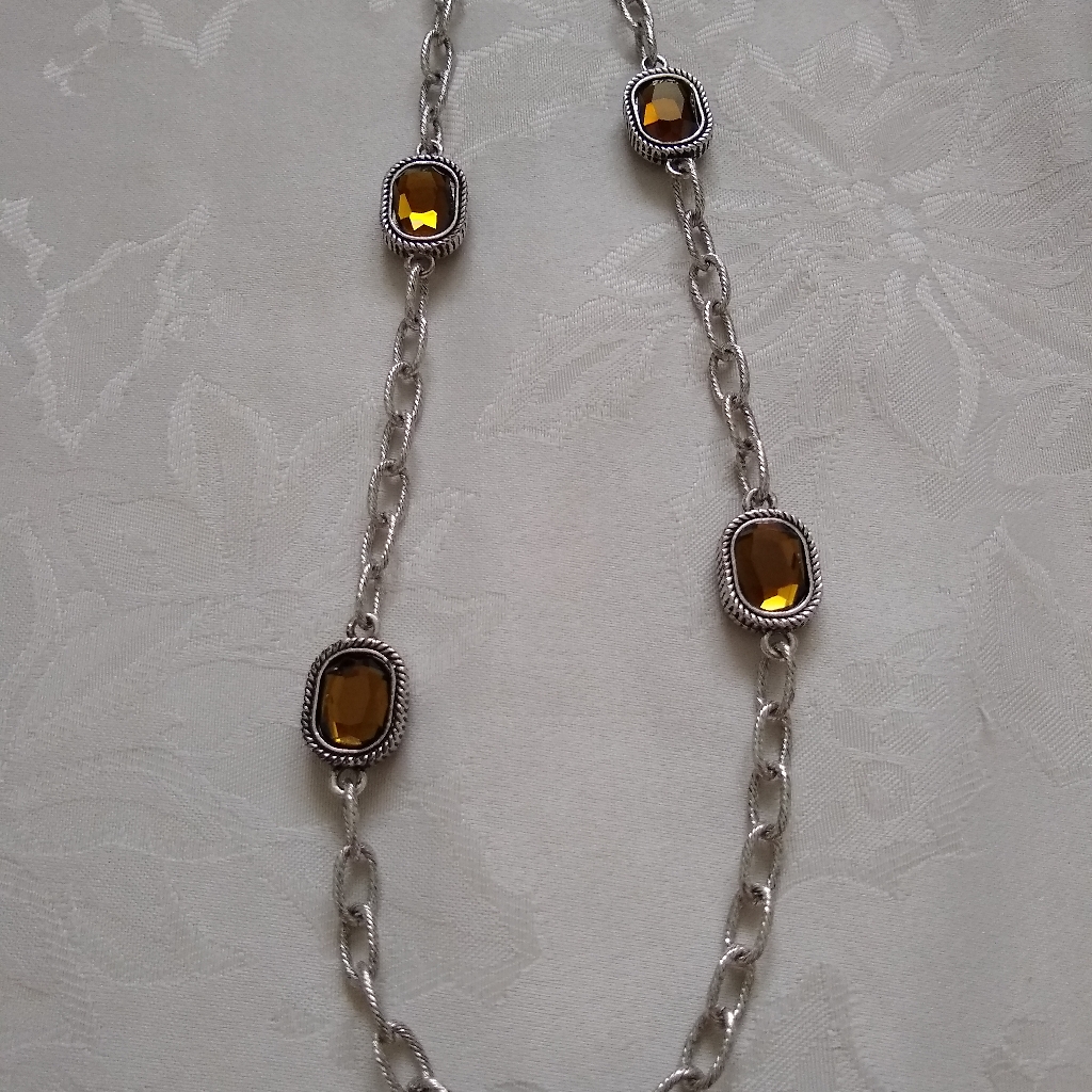 Yellow Oval Stone Long Chain Interlocking 75$